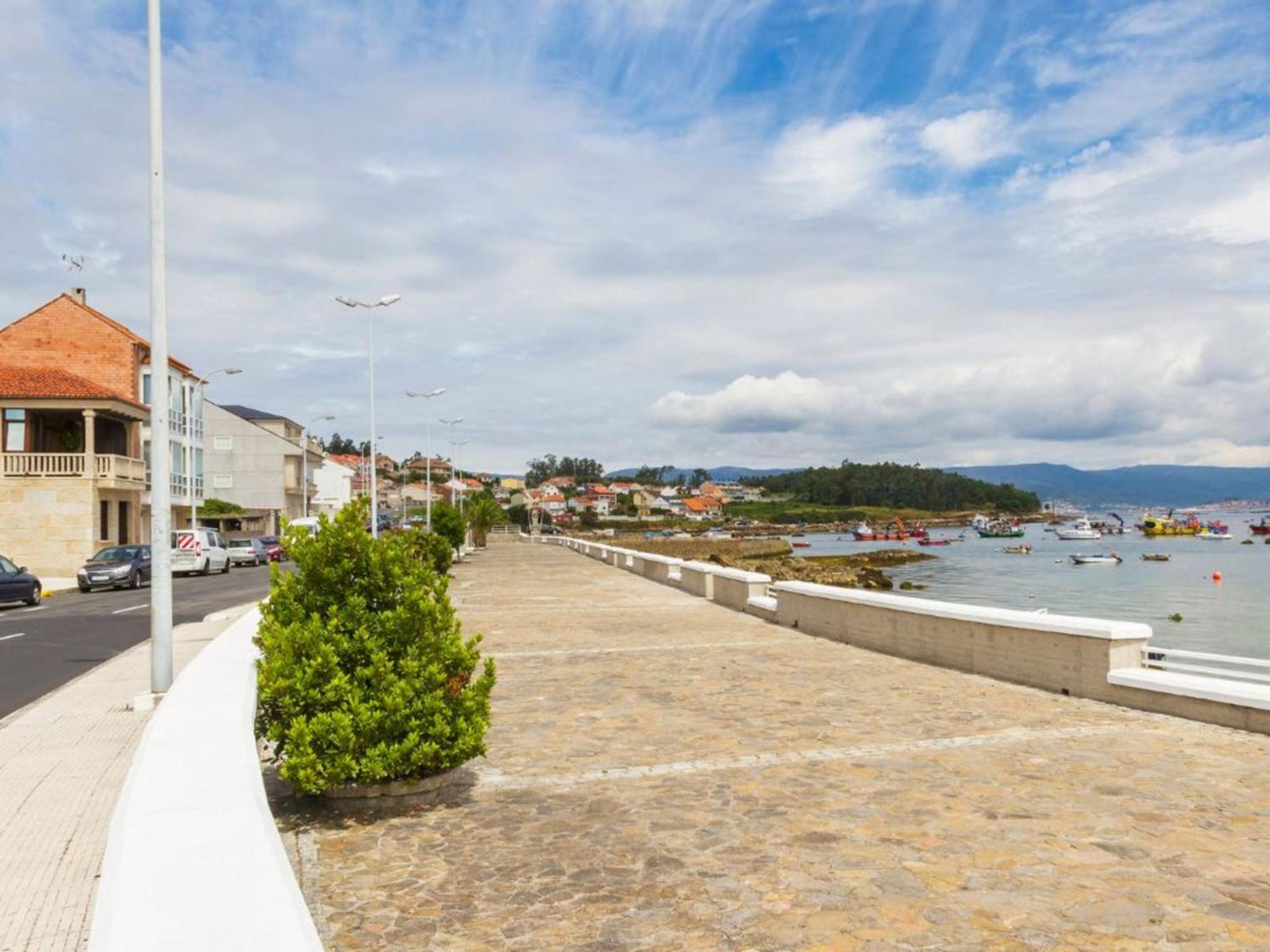 Apartamentos Illa De Arousa Centro 3000 Luaran gambar