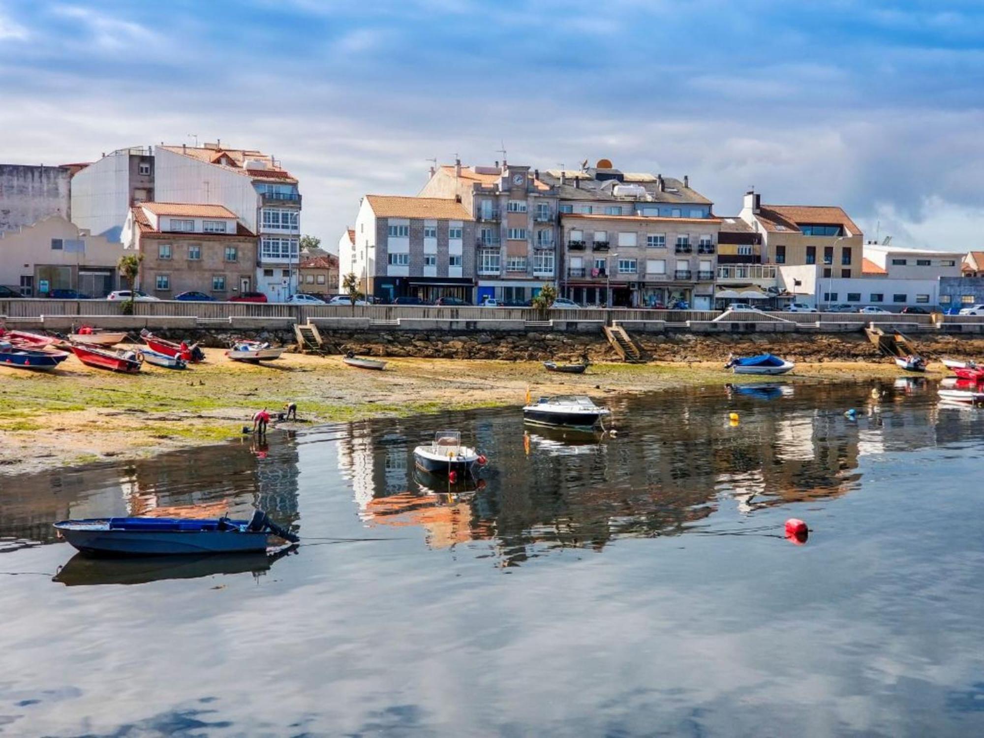 Apartamentos Illa De Arousa Centro 3000 Luaran gambar
